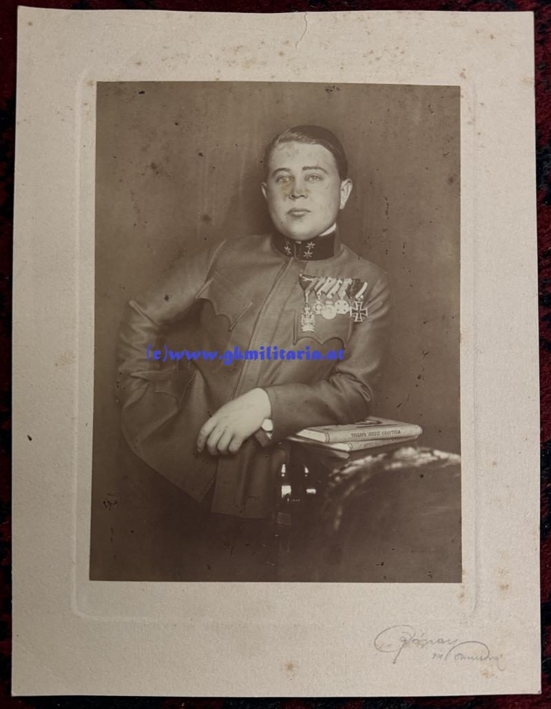 k.u.k. Portrait Oberleutnant mit TOP Orden - 1918! - Eiserner Krone usw.!