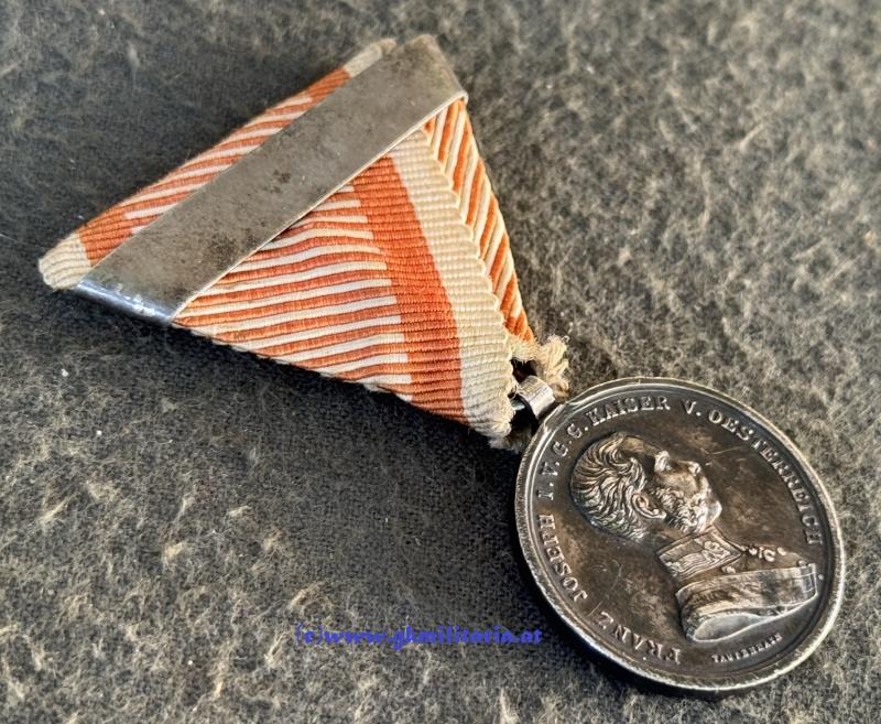 k.u.k. Silberne Tapferkeitsmedaille Kaiser Franz Joseph I. 2. Klasse mit WH-Spange !!