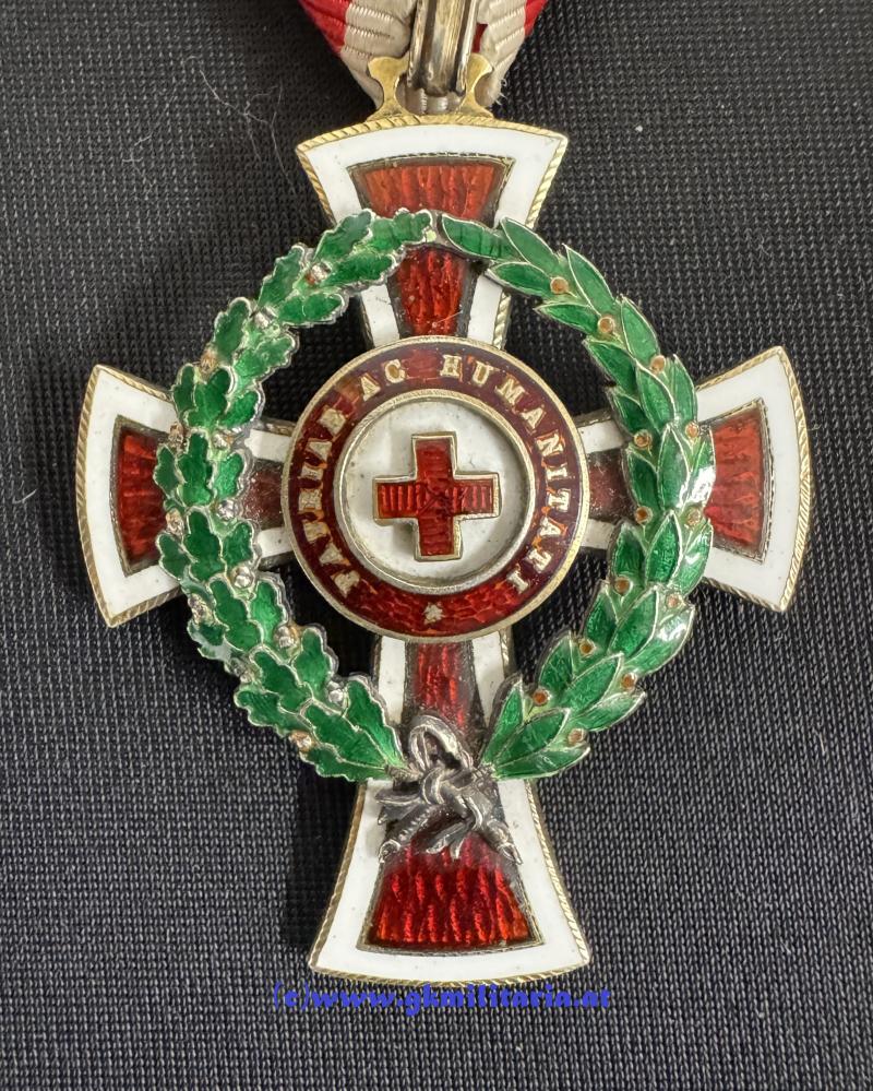 k.u.k. Ehrenzeichen des Roten Kreuzes II. Klasse mit KD im Etui!