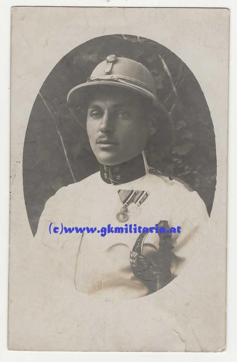 Portrtait k.u.k. Oberleutnant mit Orden und in Tropenuniform!