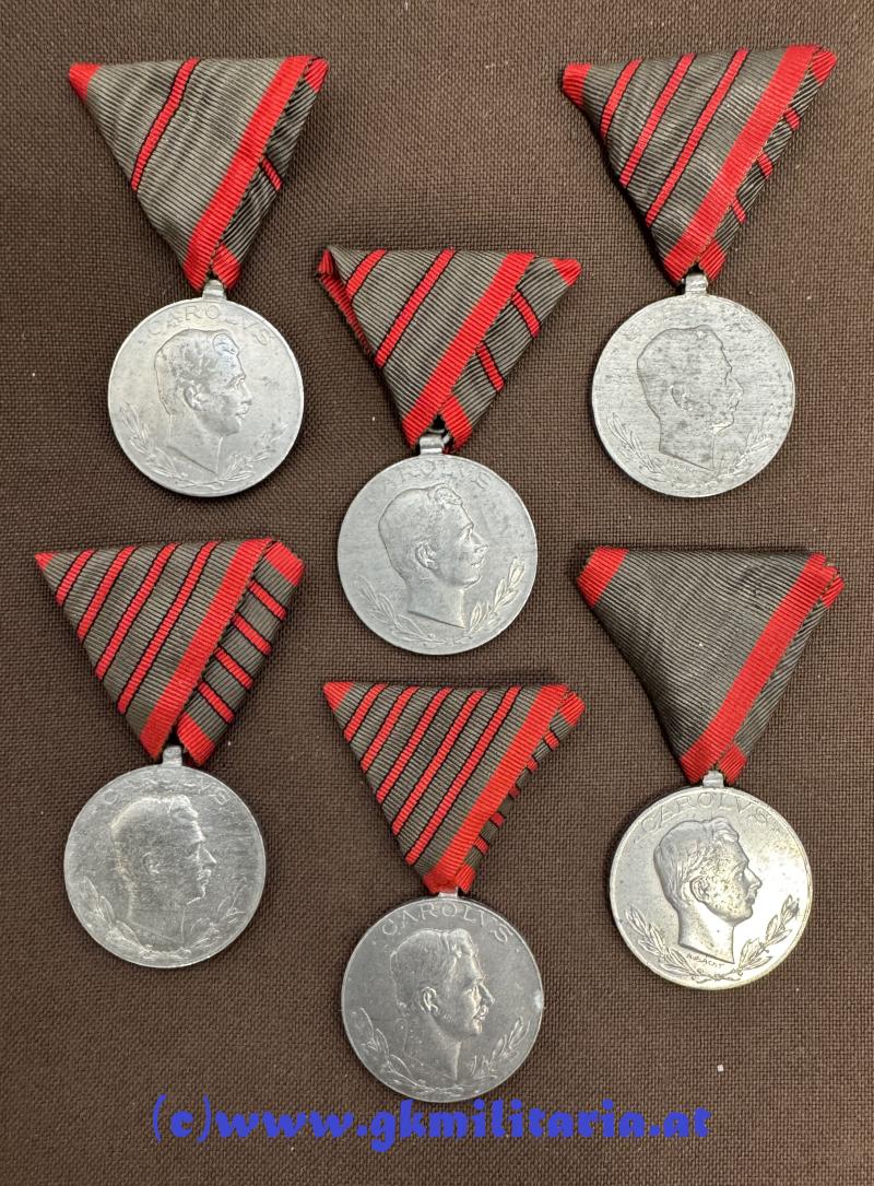 6er Satz Verwundetenmedaille Kaiser Karl I. - MINT!