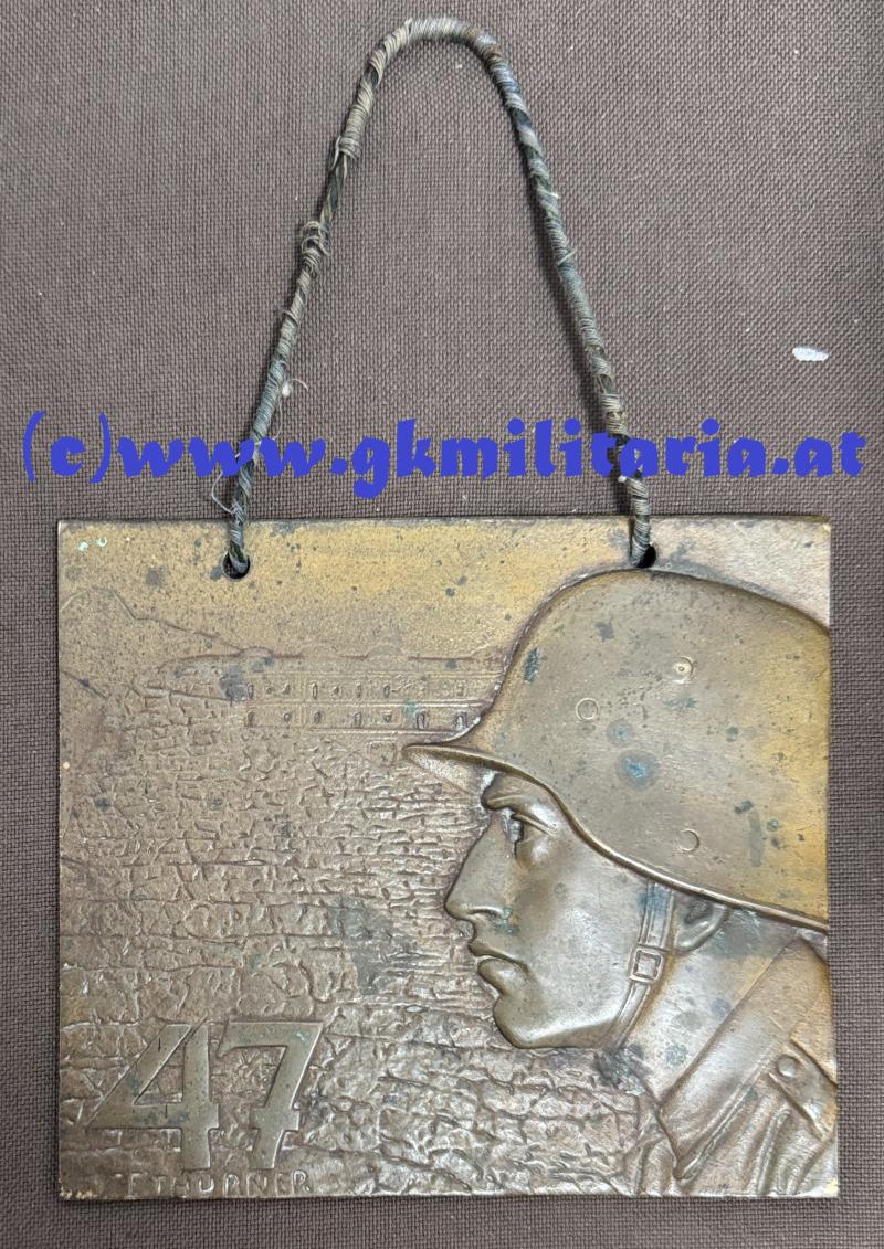k.u.k. Bronzeplakette - Kappenabzeichen Infanterie-Regiment Nr. 47 !!