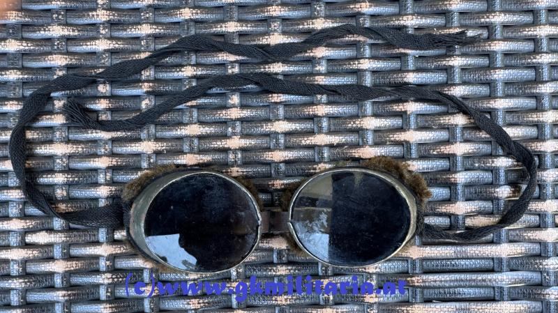 k.u.k. Schneebrille für Hochgebirgstruppe!