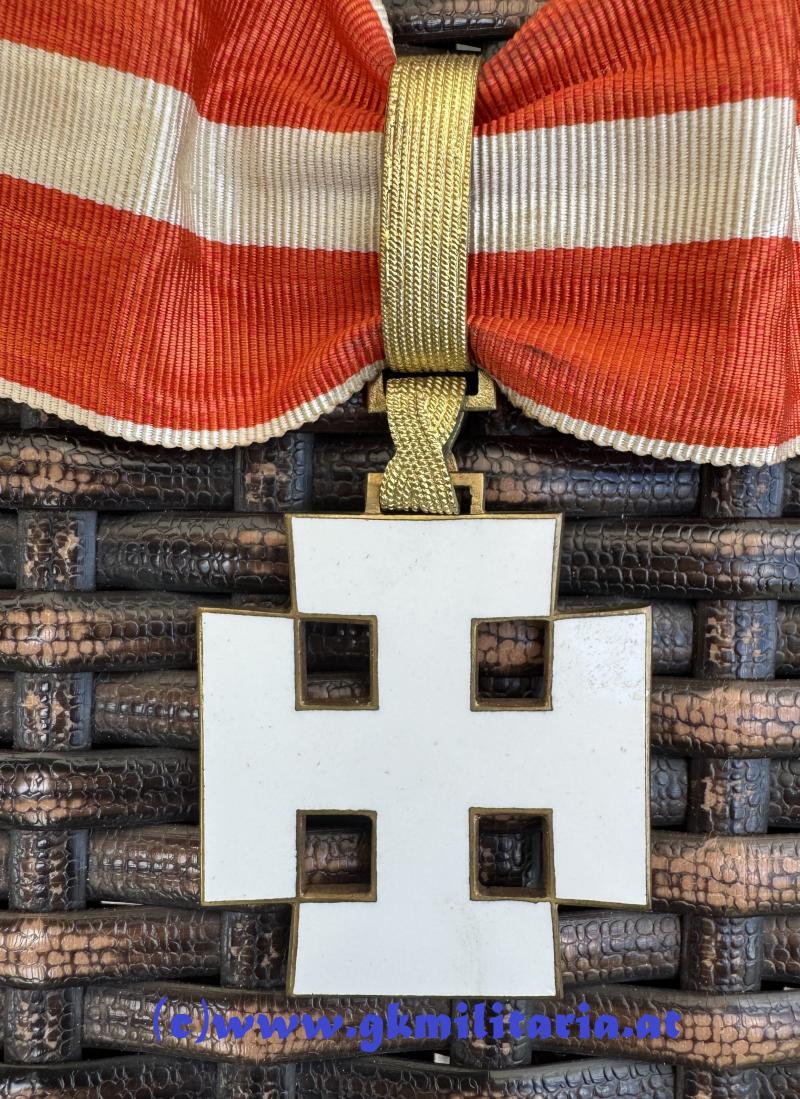 Ehrenzeichen für Verdienste um die Republik Österreich (Österreichischer Verdienstorden) im Etui!