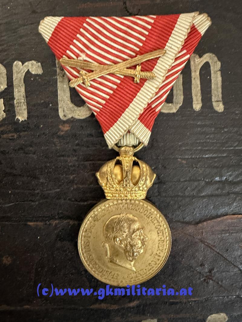 k.u.k. Bronzene Militärverdienstmedaille Kaiser Franz Josef I. mit Schwertern im Etui!