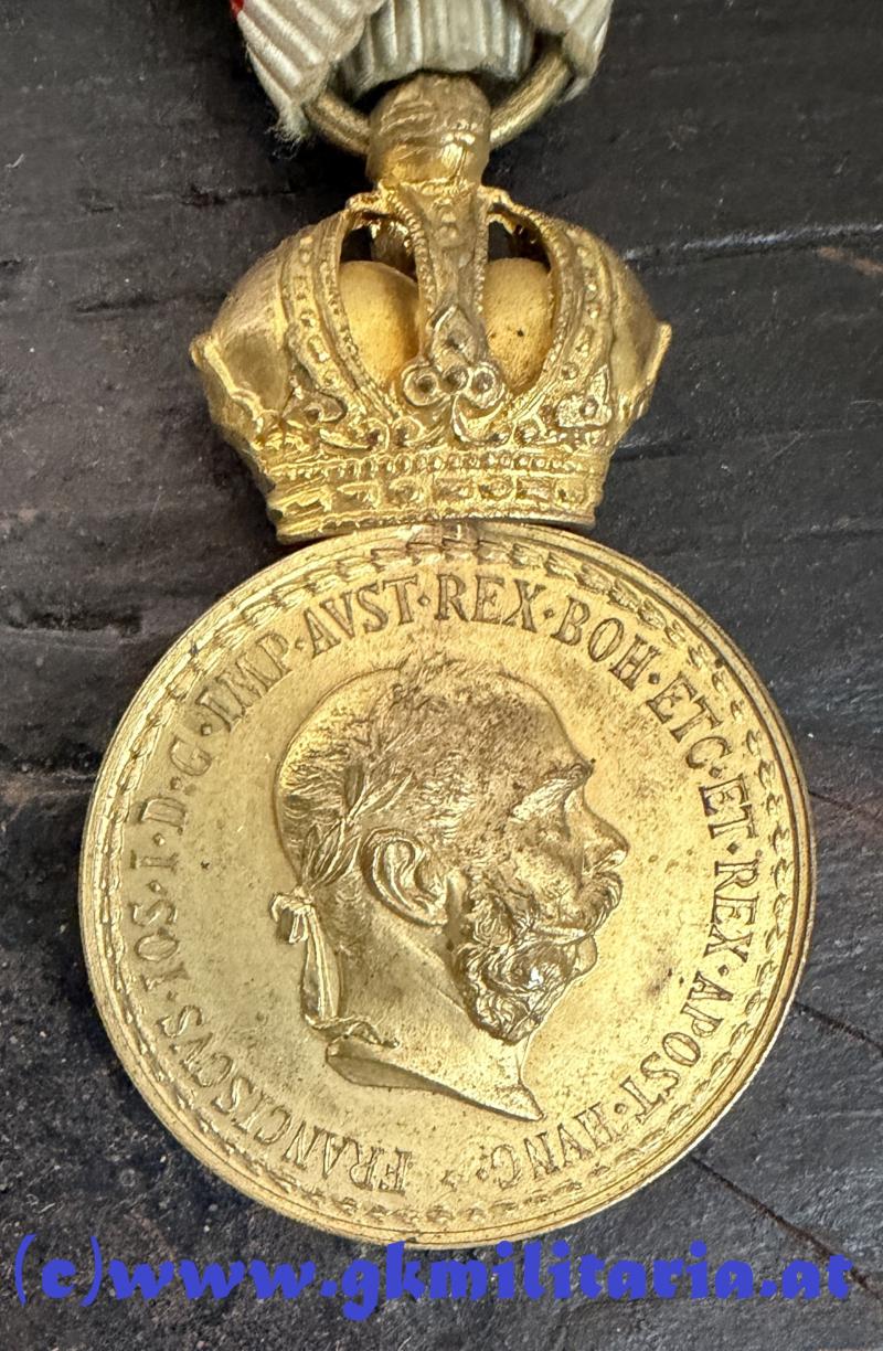 k.u.k. Bronzene Militärverdienstmedaille Kaiser Franz Josef I. mit Schwertern im Etui!