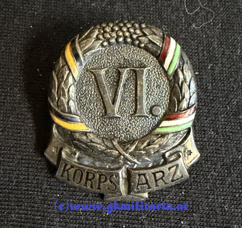 k.u.k. Kappenabzeichen VI. KORPS ARZ - MINT!!