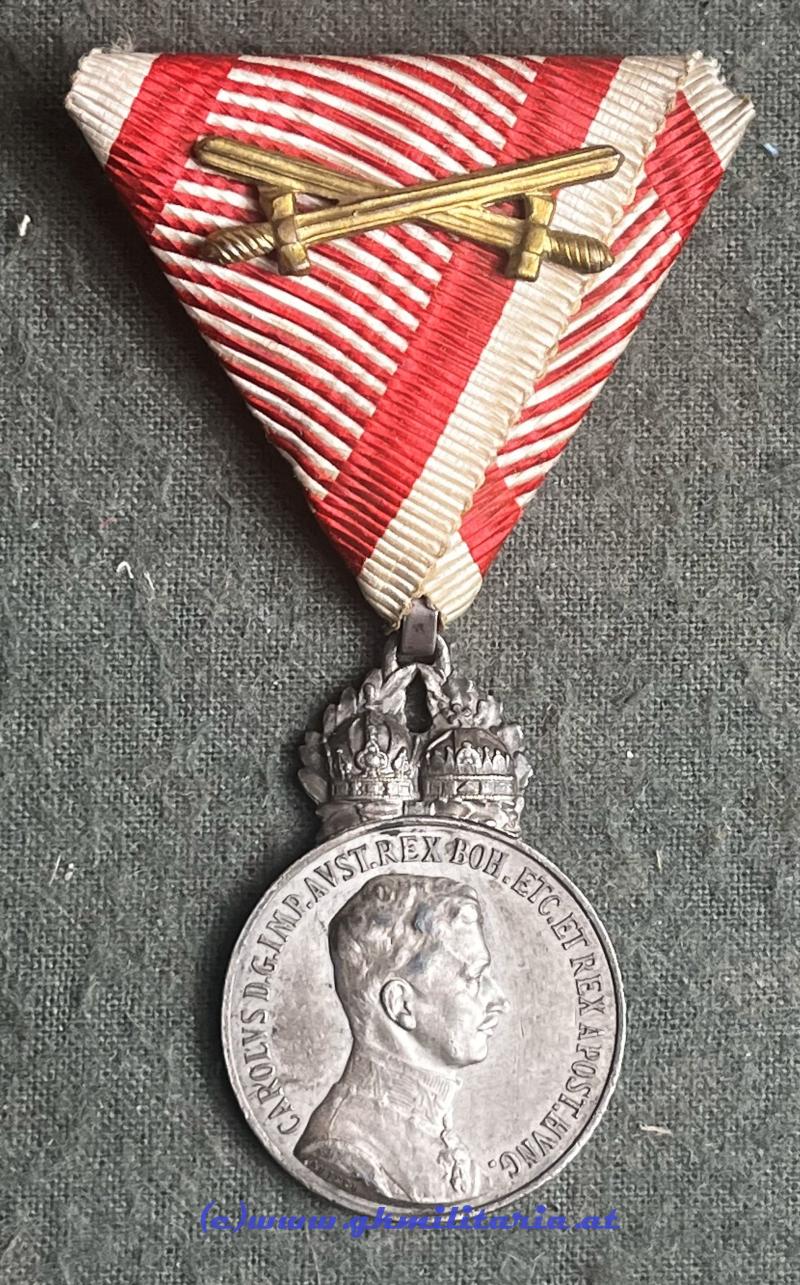 k.u.k. Silberne Militärverdienstmedaille Kaiser Karl I. - Silber!